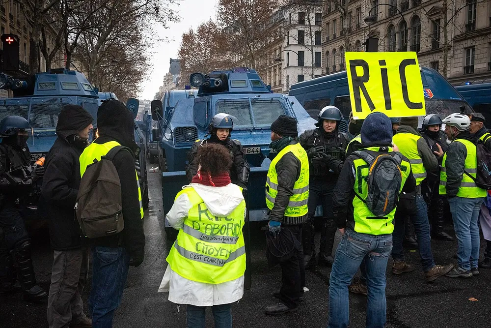 Paris,_Gilets_jaunes_acte_V_(46336247651)