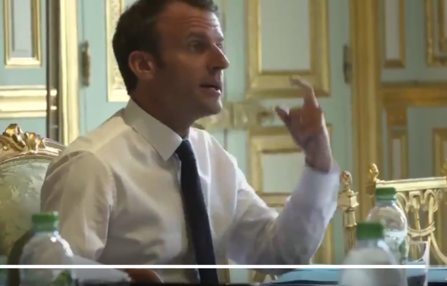Avec ce « remaniement », Macron a un message pour vous : je vous emmerde
